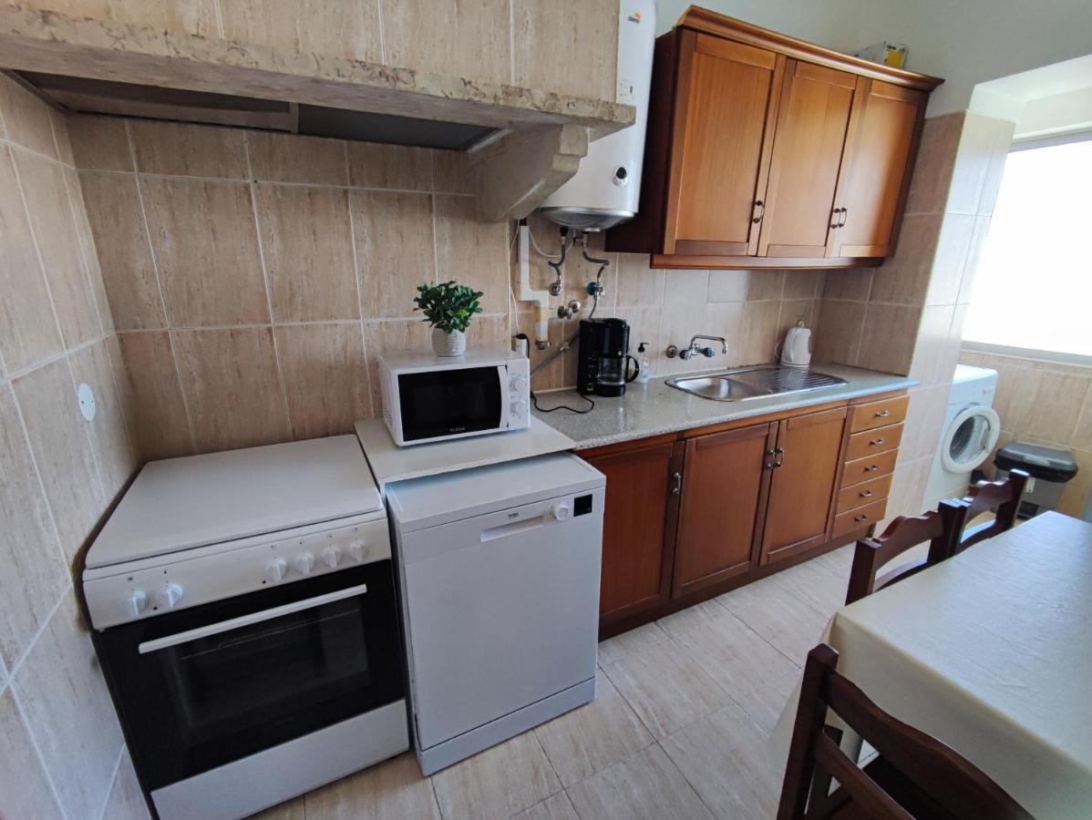 Lisbon Traditional T2 With Balcony In Damaia, Lisbon أمادورا المظهر الخارجي الصورة