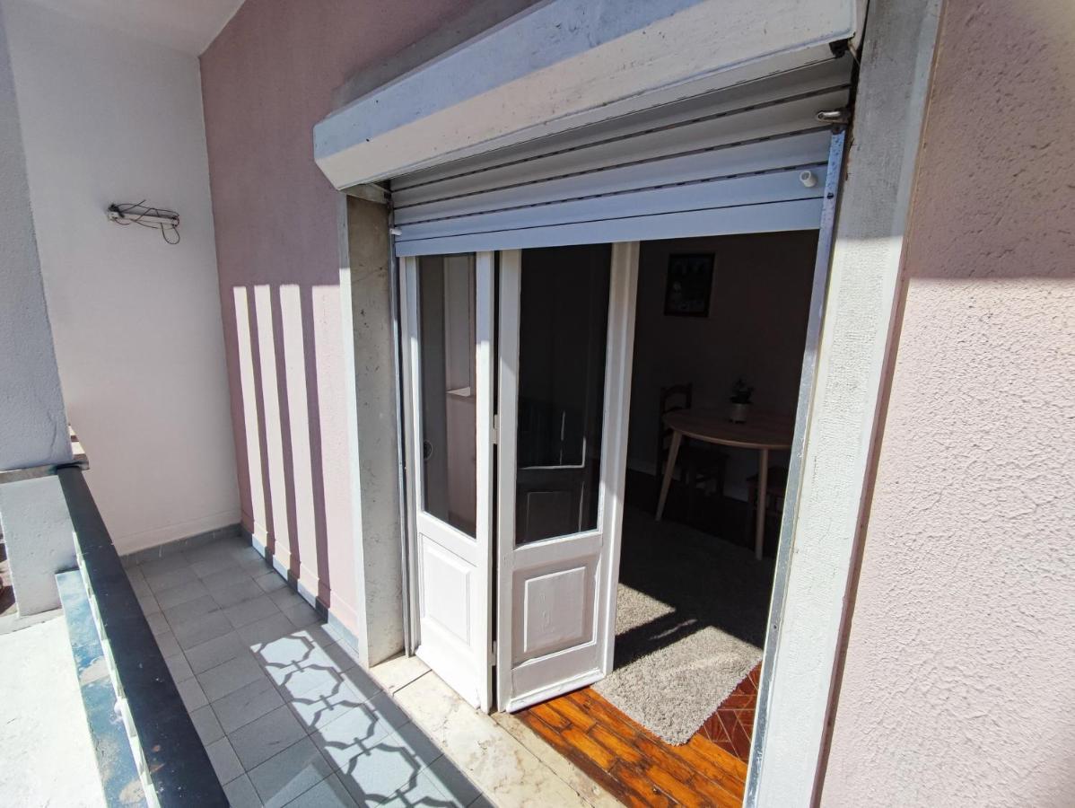 Lisbon Traditional T2 With Balcony In Damaia, Lisbon أمادورا المظهر الخارجي الصورة